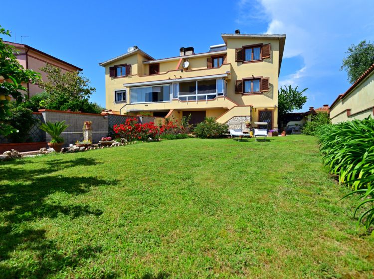 Villa in vendita, via delle Ghiandaie  24, Fossignano, Aprilia
