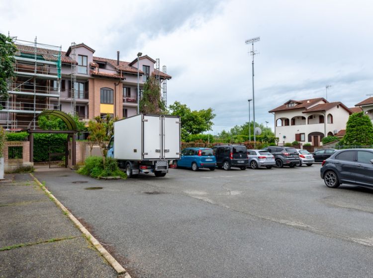 Trilocale in vendita, via Aldo Moro  16, Verolengo