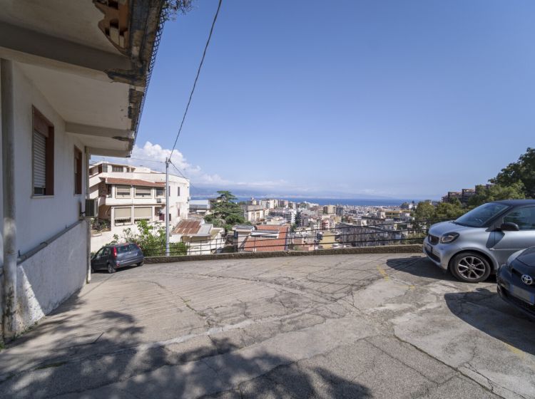 Bilocale in vendita, via Puntale Arena, Centro, Messina