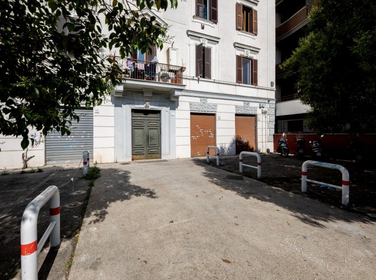 Trilocale in vendita, via Isidoro di Carace  16, Pigneto, Roma
