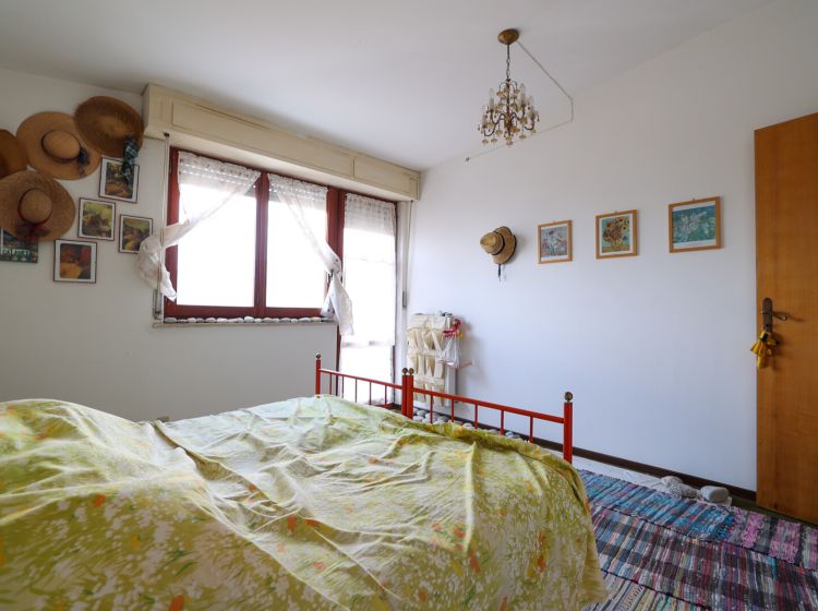 Trilocale in vendita, via Aldo Moro  23, Montepaone Lido, Montepaone