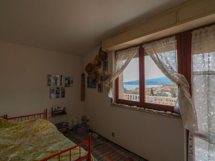 Trilocale in vendita, via Aldo Moro  23, Montepaone Lido, Montepaone