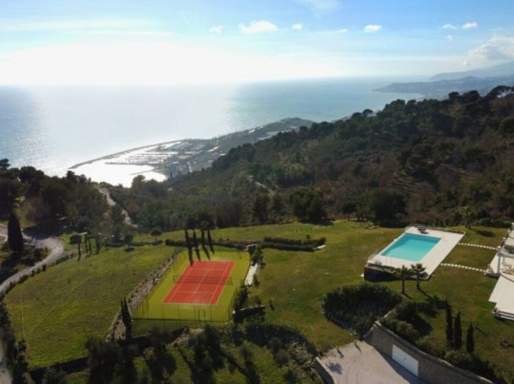 Villa in vendita, Strada Antica Torre  26, Aregai, Cipressa
