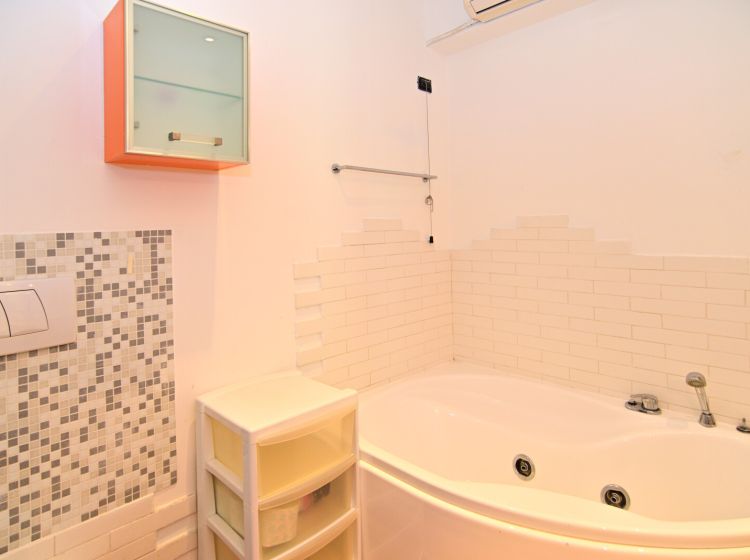 Bilocale in vendita, via Inghilterra  184, Aprilia