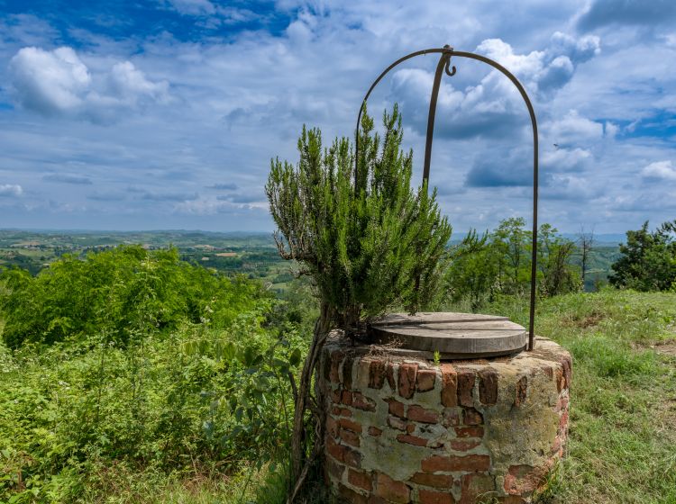 Casale in vendita, Frazione Gorzano  214, Gorzano, San Damiano D'asti