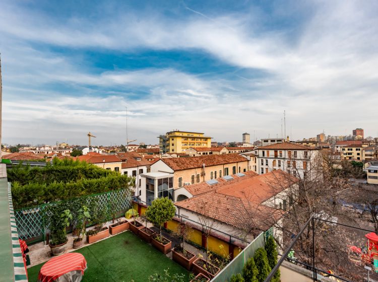 Quadrilocale in affitto, Corso Milano  122, Savonarola, Padova