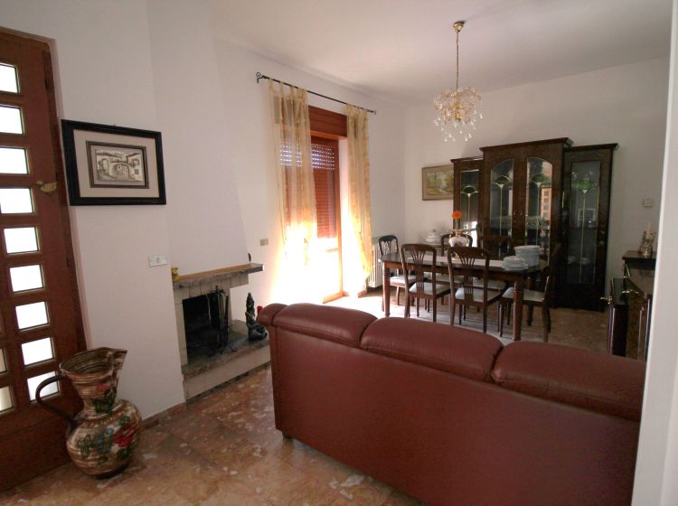 Villa in vendita, via Piana  58, Crecchio