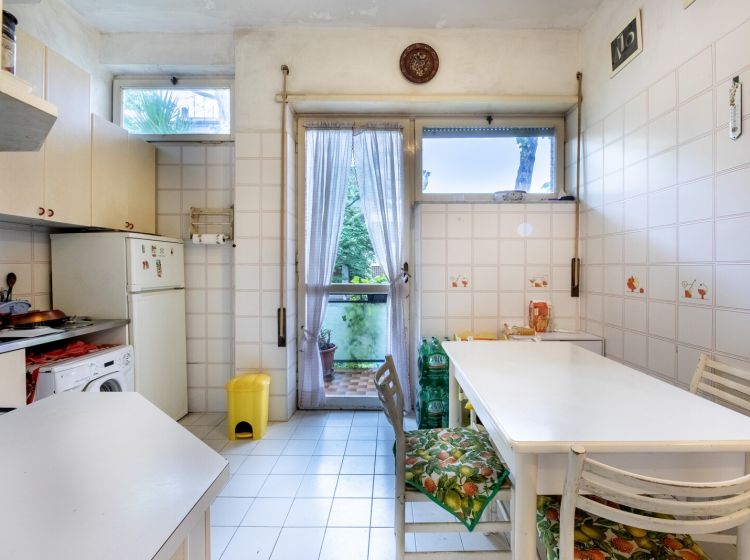 Trilocale in vendita, via Pio Emanuelli  55, Eur, Roma