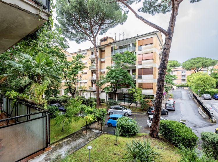 Trilocale in vendita, via Pio Emanuelli  55, Eur, Roma