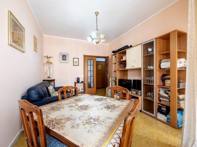 Trilocale in vendita, via Vaiano  49, Magliana, Roma