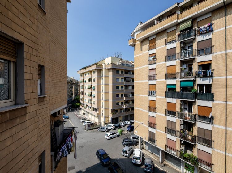 Trilocale in vendita, via Vaiano  49, Magliana, Roma