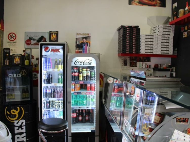 Negozio in vendita, via delle Betulle  119, Centocelle, Roma