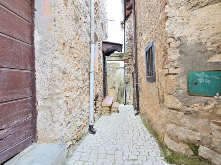 Trilocale in vendita, via Torino  27, Roccagorga