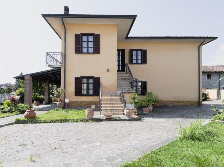 Villa in vendita, via Martiri della Libertà  21, Nosadello, Pandino