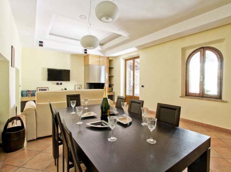 Villa in vendita, via di San Sebastiano  30, Ardeatino, Roma