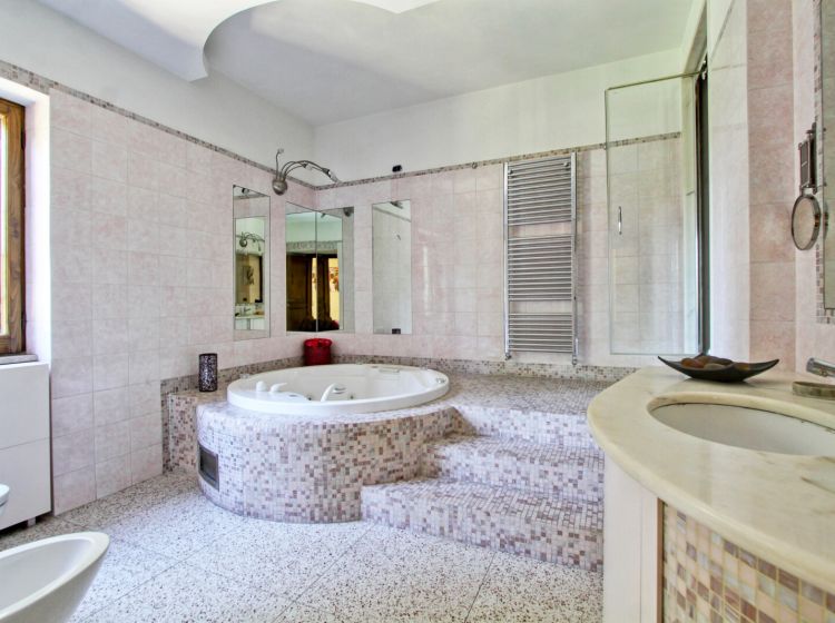 Villa in vendita, via di San Sebastiano  30, Ardeatino, Roma