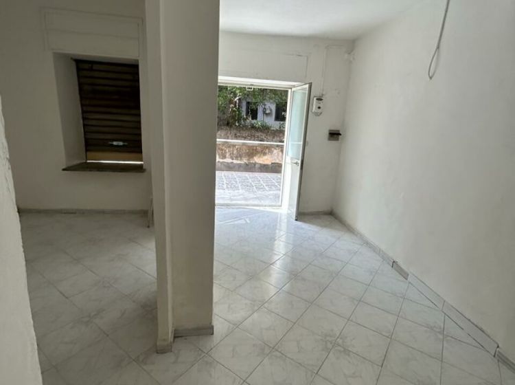 Laboratorio in affitto, via Zara  25, Scafati
