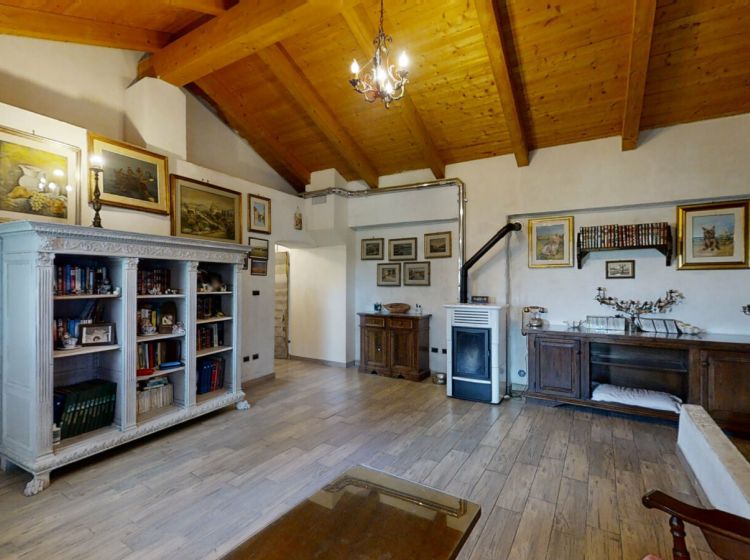 Villa in vendita, Frazione Zucchea  8, Zucchea, Cavour