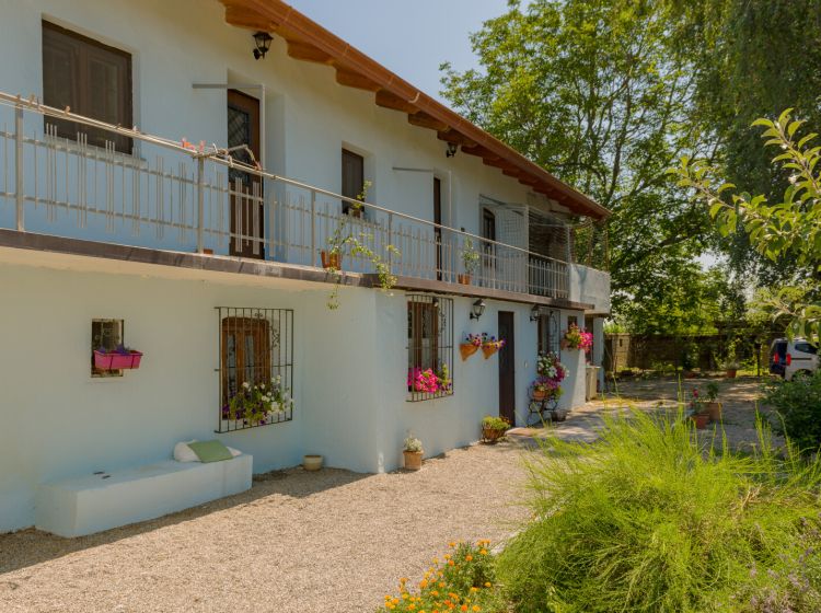 Casale in vendita, Frazione Zucchea 8, Zucchea, Cavour