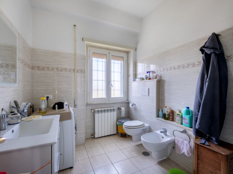 Trilocale in vendita, via Tuscolana  2122, Tor Vergata, Roma