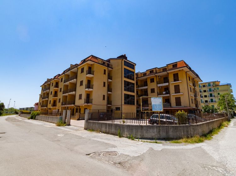 Trilocale in vendita, via Cavour snc, Nocera Terinese Marina, Nocera Terinese