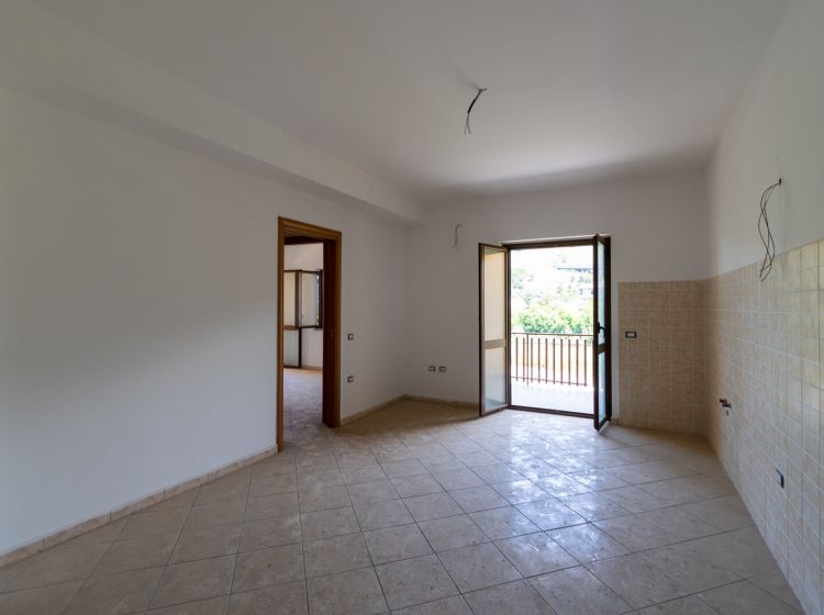 Trilocale in vendita, via Cavour snc, Nocera Terinese Marina, Nocera Terinese