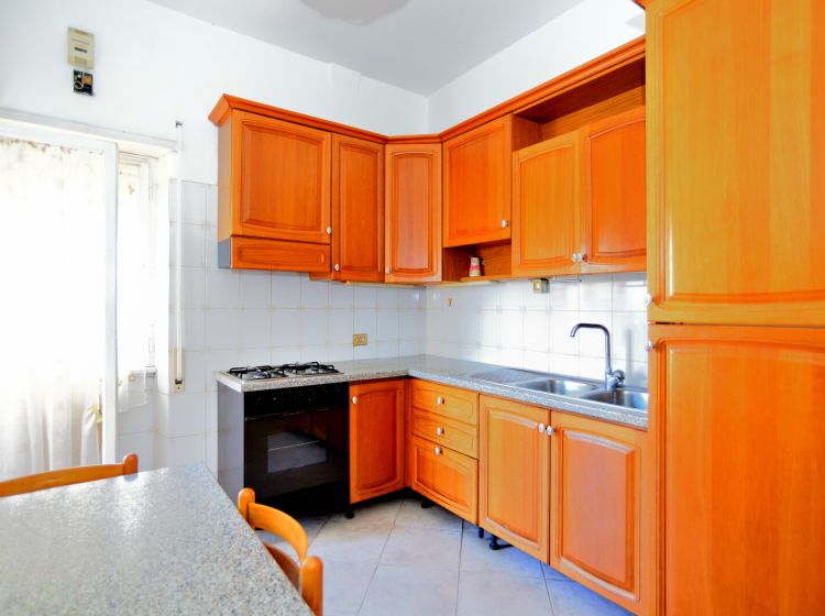 Quadrilocale in vendita, via Capo Palinuro  38, Lido di Ostia, Roma