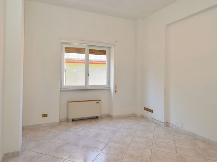 Quadrilocale in vendita, via Capo Palinuro  38, Lido di Ostia, Roma