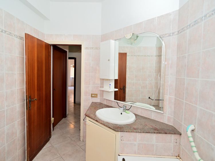 Quadrilocale in vendita, via Capo Palinuro  38, Lido di Ostia, Roma