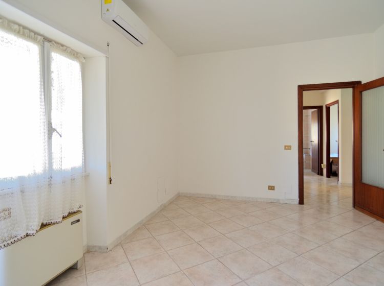 Quadrilocale in vendita, via Capo Palinuro  38, Lido di Ostia, Roma