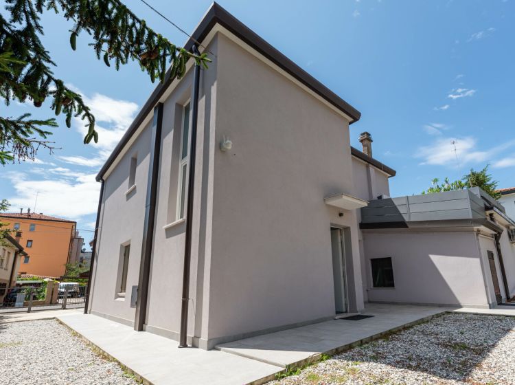 Villa in vendita, via VIII Alpini  14, Mestre, Venezia
