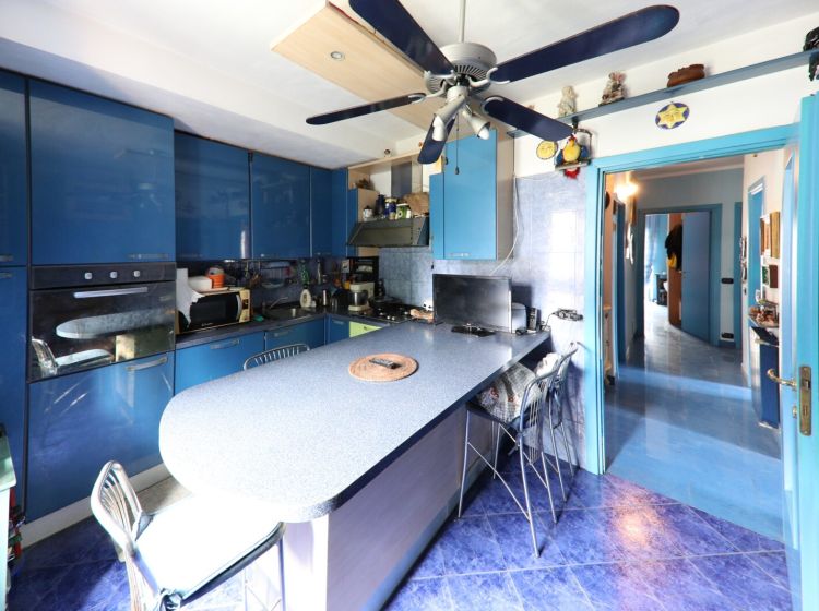 Appartamento in vendita, via Ligorna  27, Molassana, Genova