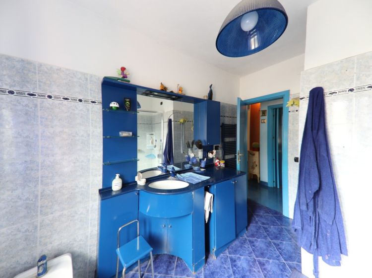 Appartamento in vendita, via Ligorna  27, Molassana, Genova