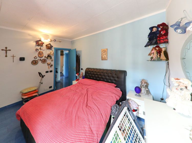 Appartamento in vendita, via Ligorna  27, Molassana, Genova