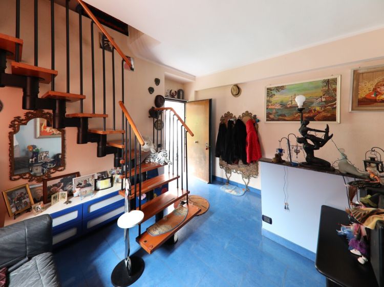Appartamento in vendita, via Ligorna  27, Molassana, Genova