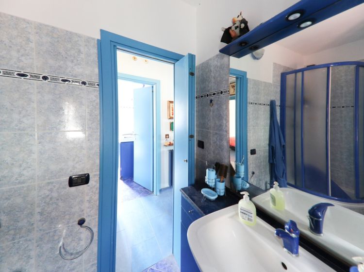 Appartamento in vendita, via Ligorna  27, Molassana, Genova