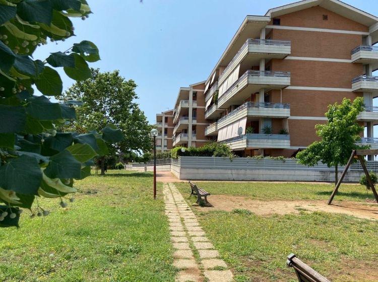Trilocale in vendita, viale delle Arti  5/A, Santa Palomba, Pomezia