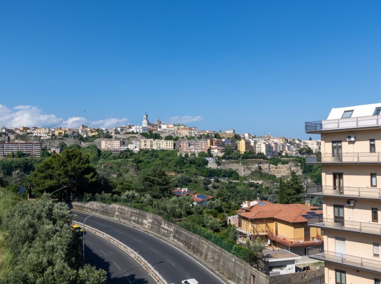 Quadrilocale in vendita, viale Vincenzo de Filippis  38, De Filippis, Catanzaro