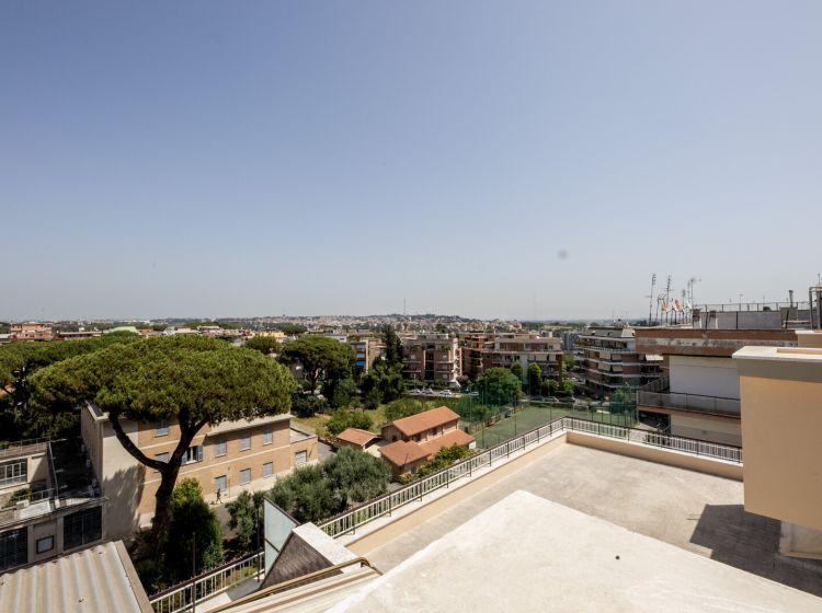 Attico in vendita, via Santa Bernadette  25, Aurelio, Roma