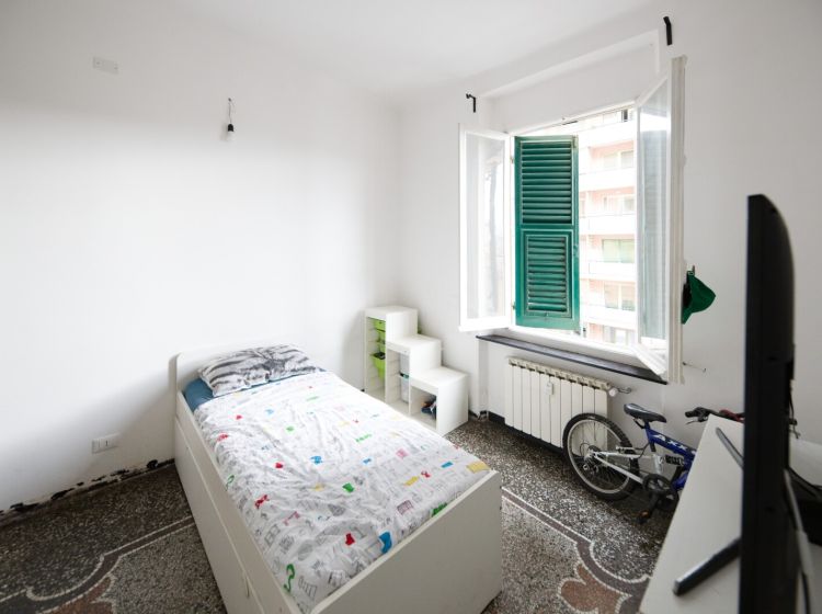 Trilocale in vendita, via Gian Battista Monti 42, Sampierdarena, Genova