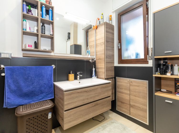 Quadrilocale in vendita, viale Marco Polo  45, Nuovalucello, Catania