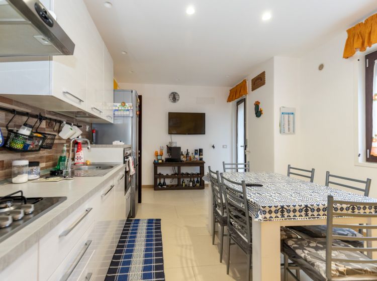 Quadrilocale in vendita, viale Marco Polo  45, Nuovalucello, Catania