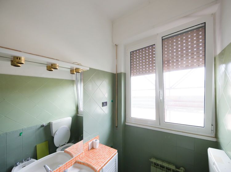 Trilocale in vendita, via Agostino Lombardi 6, Molassana, Genova