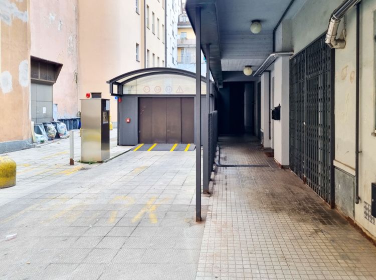 Box / Garage in vendita, via Palazzo di Città  9, Centro, Torino