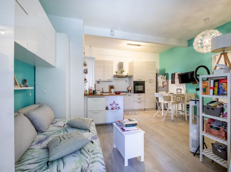 Monolocale in vendita, via della Santabarbara  32, Lido di Ostia, Roma