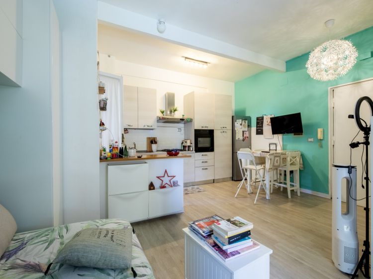 Monolocale in vendita, via della Santabarbara  32, Lido di Ostia, Roma