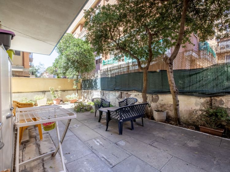 Monolocale in vendita, via della Santabarbara  32, Lido di Ostia, Roma