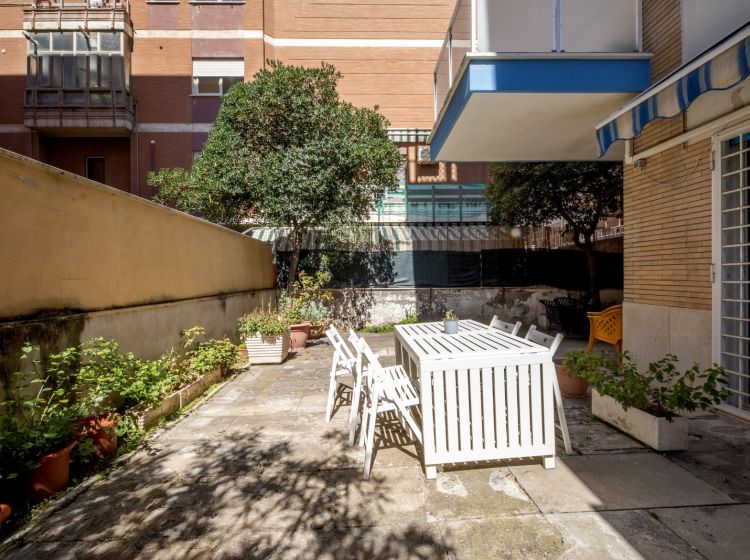 Monolocale in vendita, via della Santabarbara  32, Lido di Ostia, Roma
