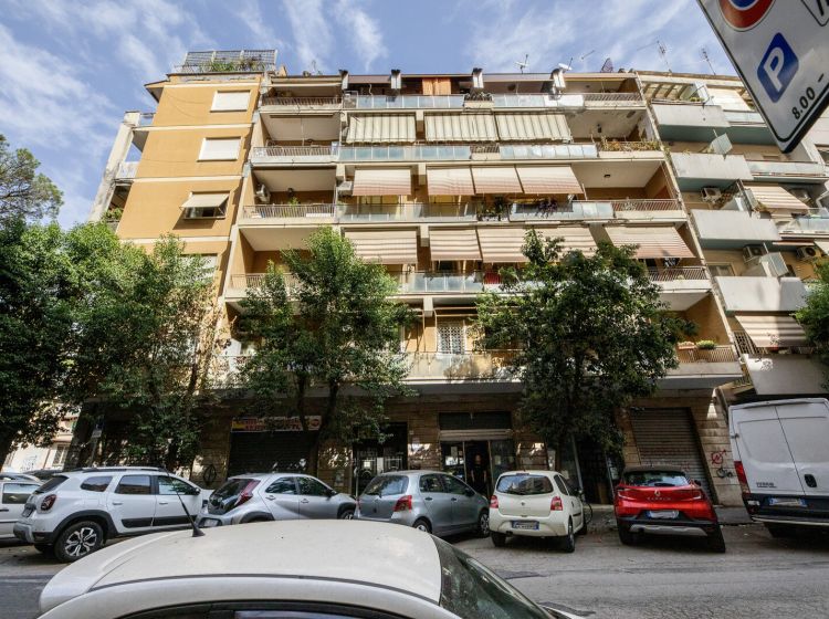 Bilocale in vendita, via Giovanni Maggi  42, Pigneto, Roma