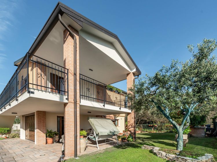 Villa in vendita, via Risorgimento, San Giacomo, Albignasego
